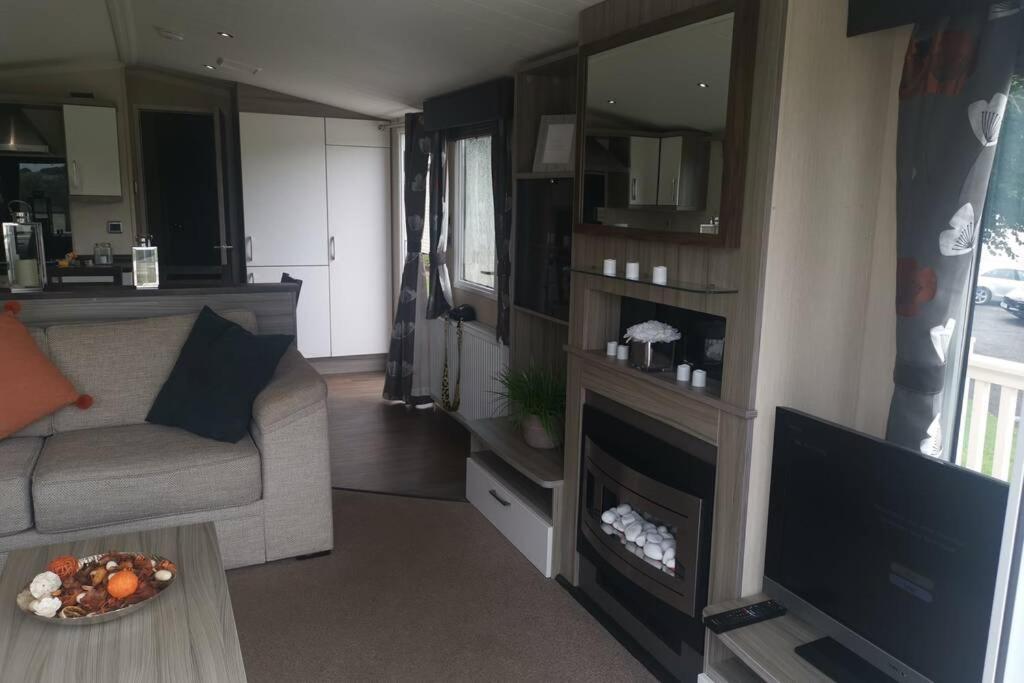 Hoburne Devon Bay Static 3 Bed Apartment Goodrington Exterior photo